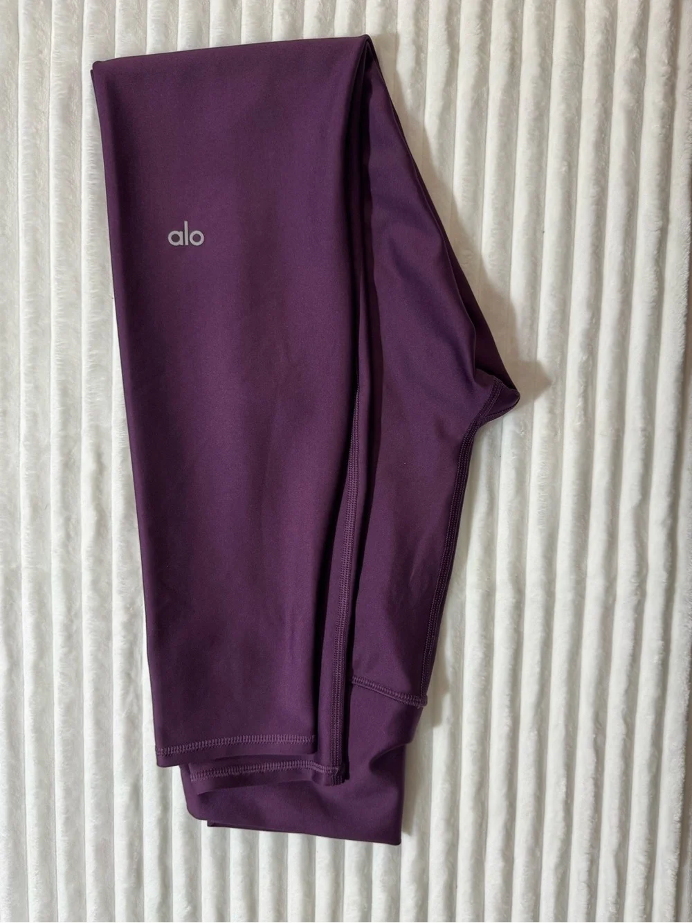 Alo Yoga Airlift Dark Plump Leggings